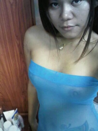 Thai girlfriend exposed by cuckold boy