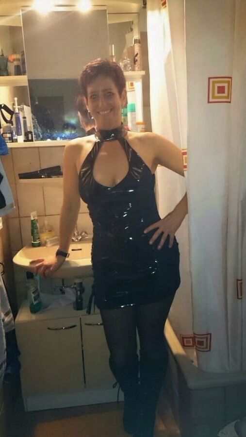 andrea milf exposed