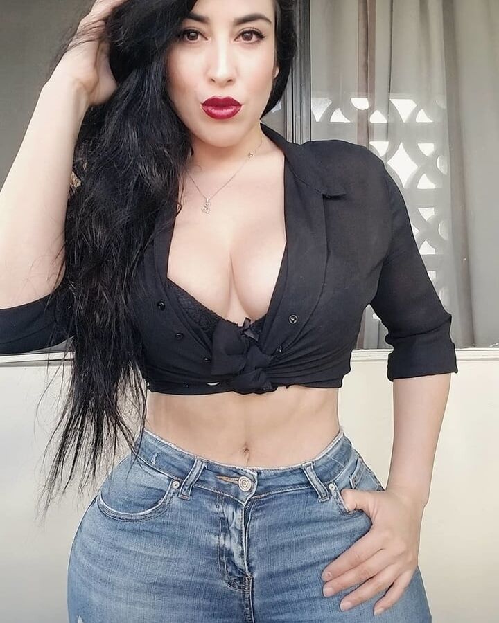 Fitness Culona y Tetona Yazmin