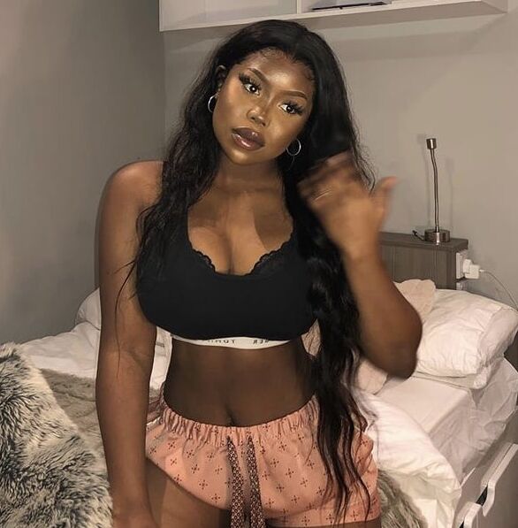 Busty Ebony Babe: Thandi