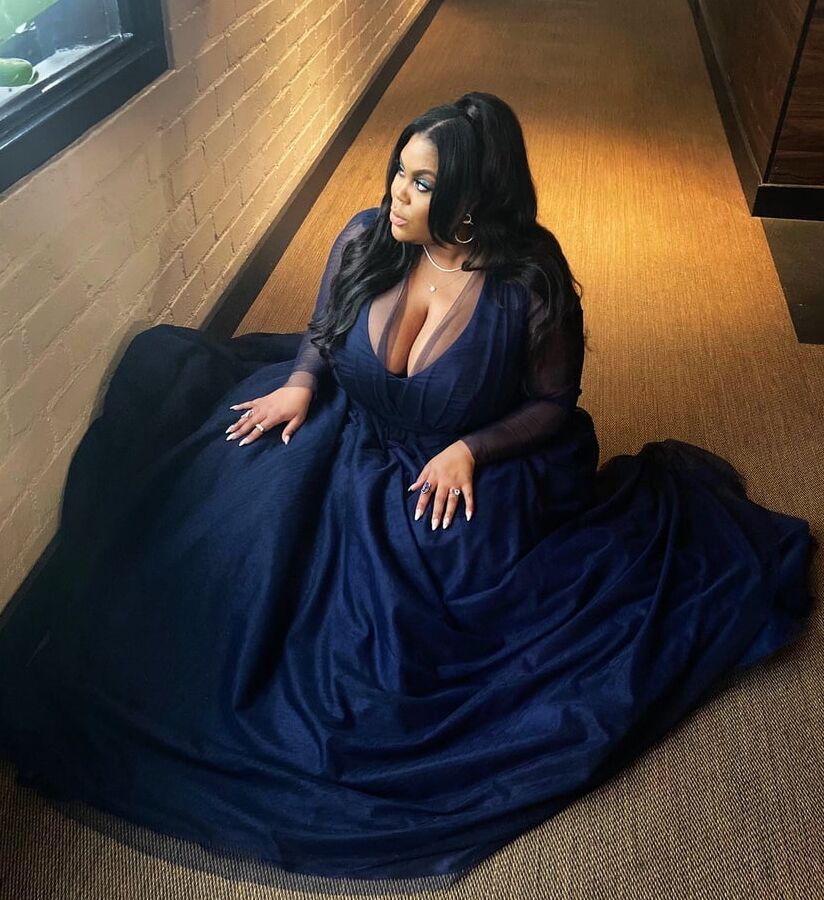 BBW DRESSED