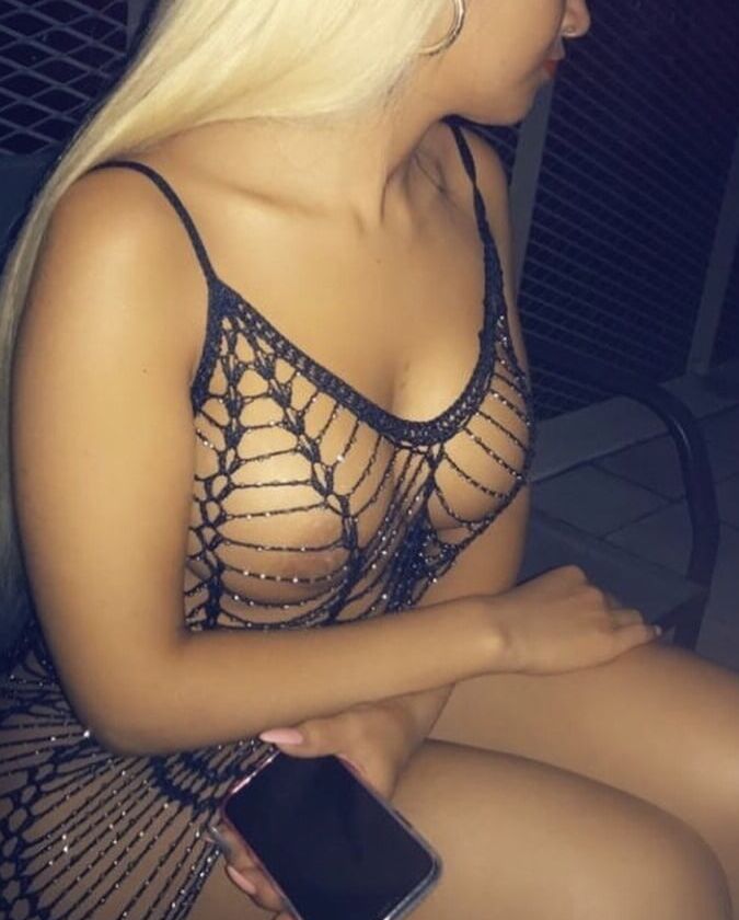 Karima french beurette