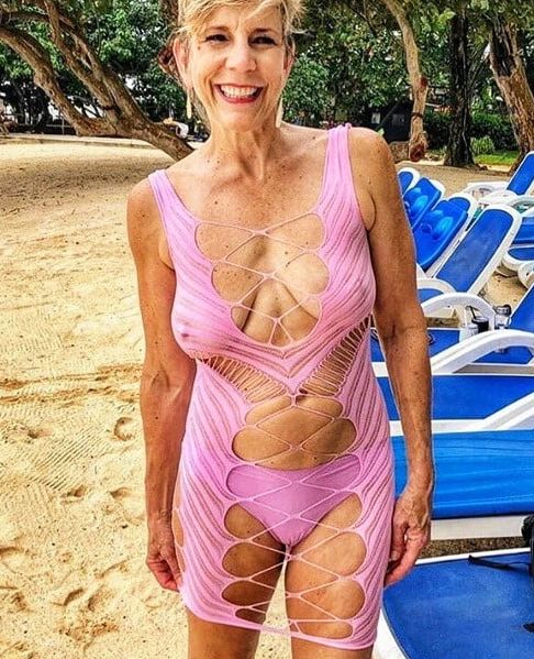 Sexxxy