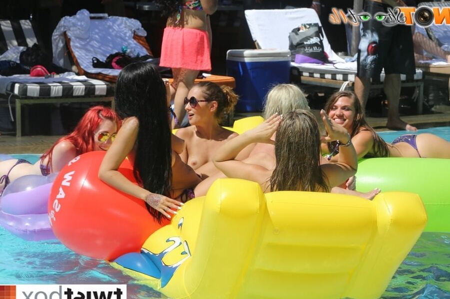 stacey havoc camcon toplees pool party