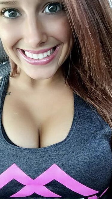 HOT Indiana Mom With Friends