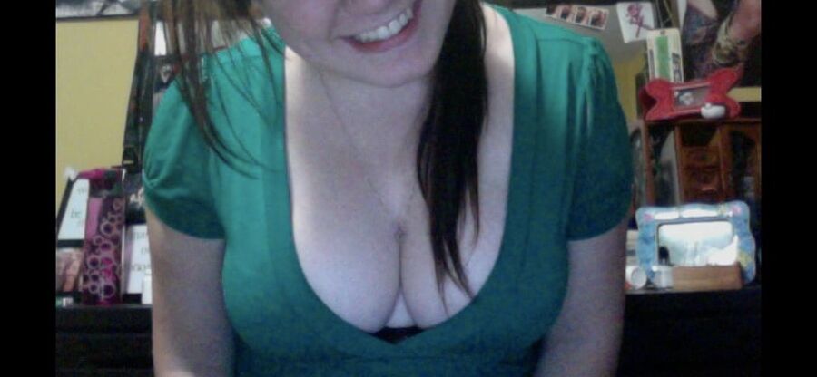 Topless Bimbo worried her bf might see,