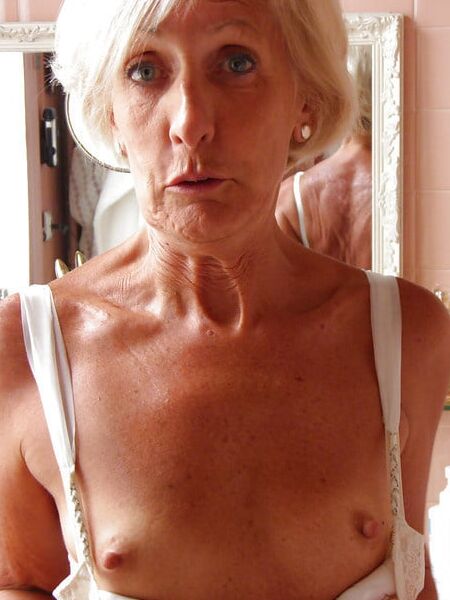 Random sexy milf