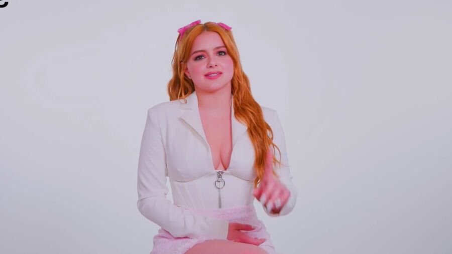 Ariel Winter SC Shoot