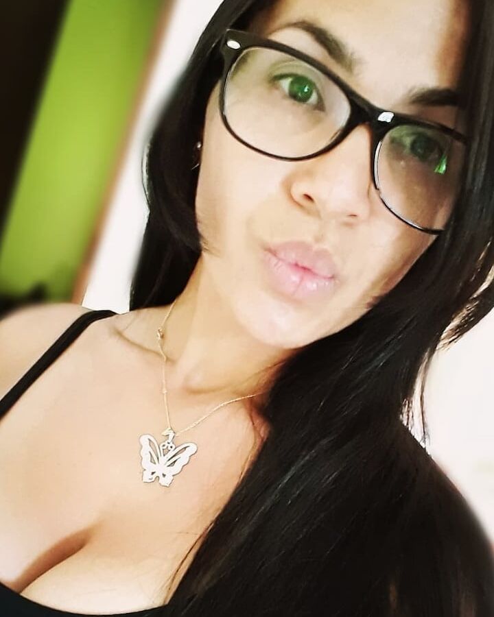 Tezuda gostosa( hot milf)