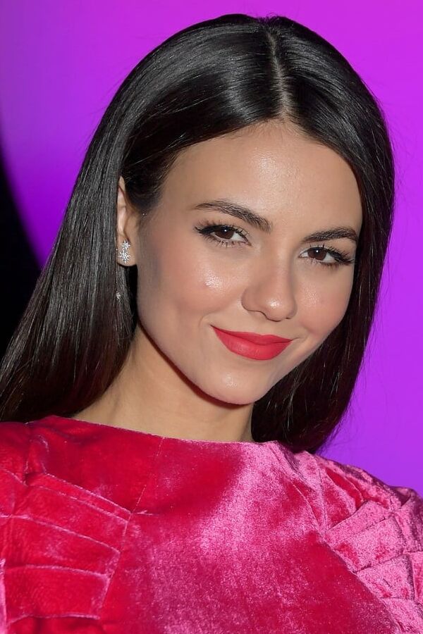 Sexy Victoria Justice