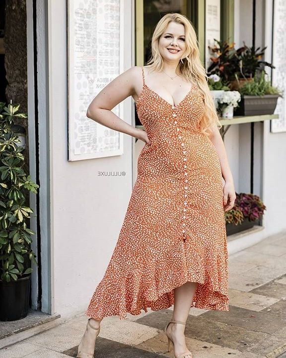 BBW DRESSED ( LILLI LUXE)