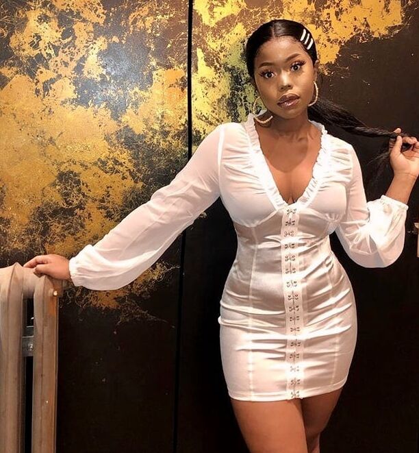 Busty Ebony Babe: Thandi