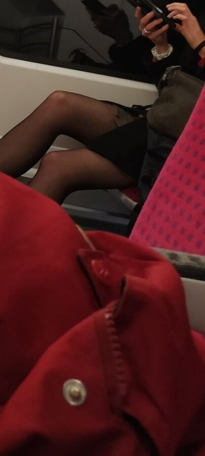 Voyeur et exhibition dans les transports