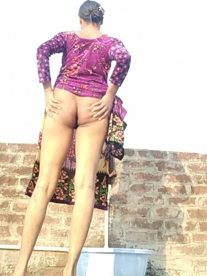 Indian girls aunties mix ass and gand pic