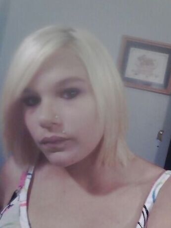 Topless Bimbo worried her bf might see,
