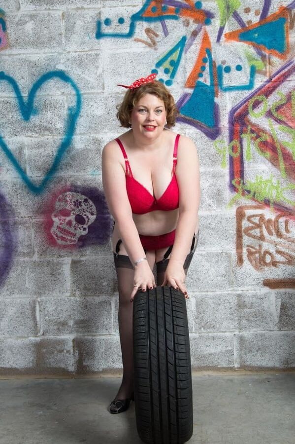 Sexy as fuck FAT MILF Slut