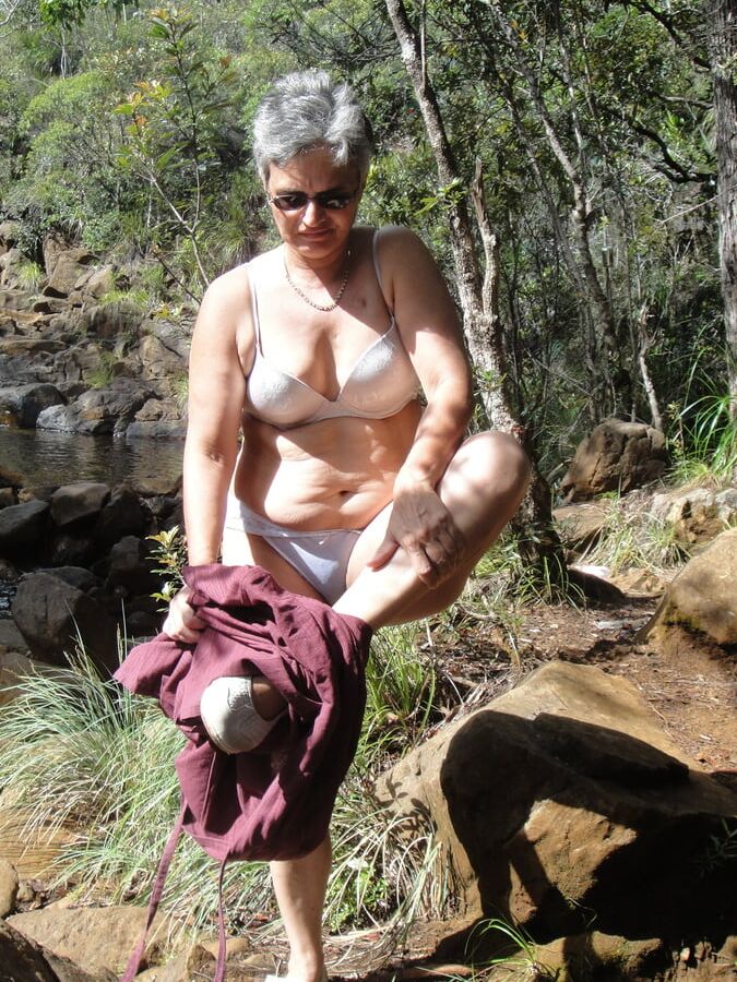 UNE EXHIBE DE JOSIANE