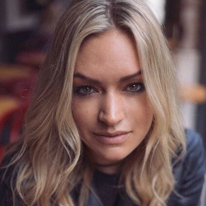 Laura Woods