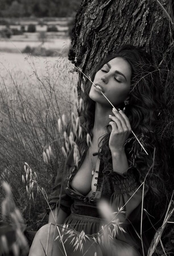 Yolanthe Cabau van Kasbergen hot dutch celeb
