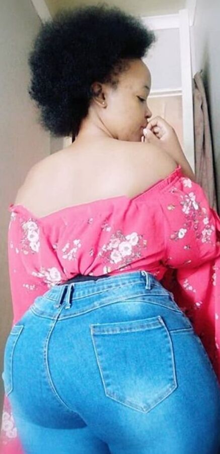 Mega chunky pear bbw mbali