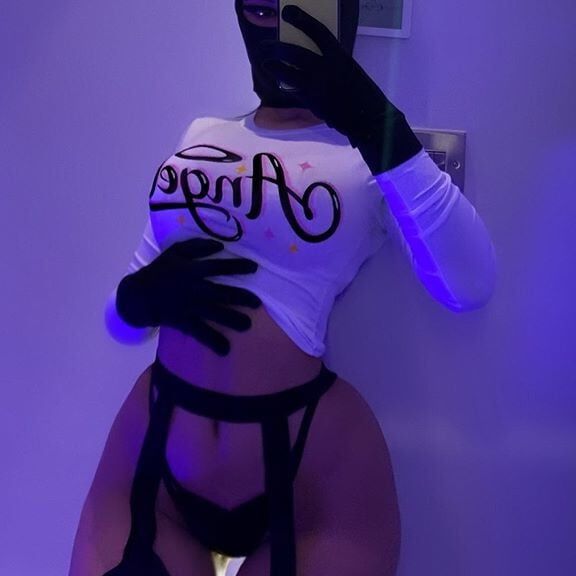 On Instagram- ginasavagex