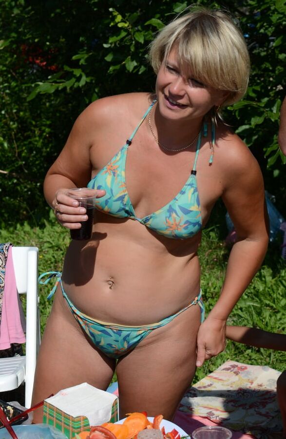 stunning classy looking matures in teasing bikini&;s