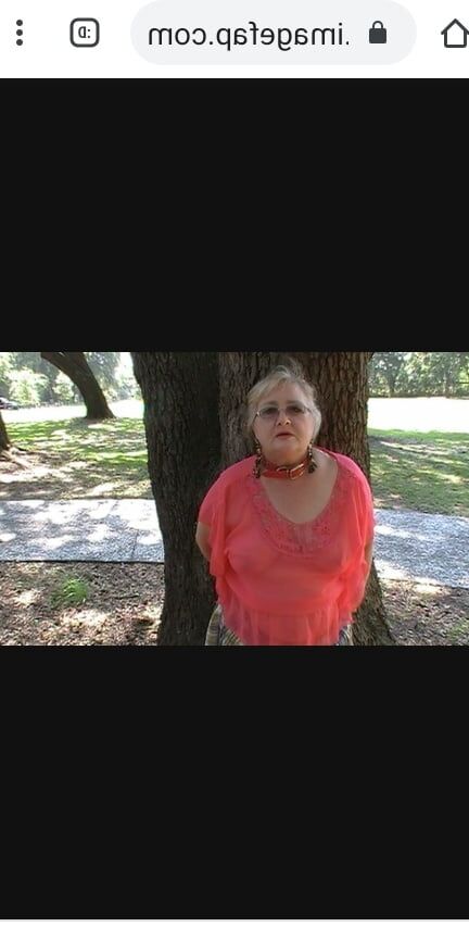 Hoodyman SSBBW . Debbie fat pig .