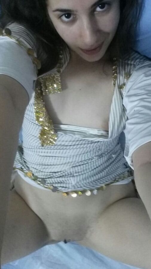 Desi aunty boobs
