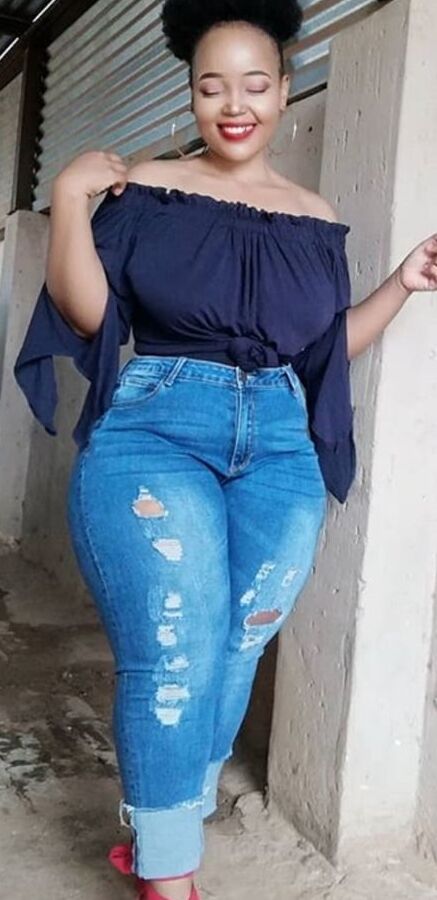 Mega chunky pear bbw mbali