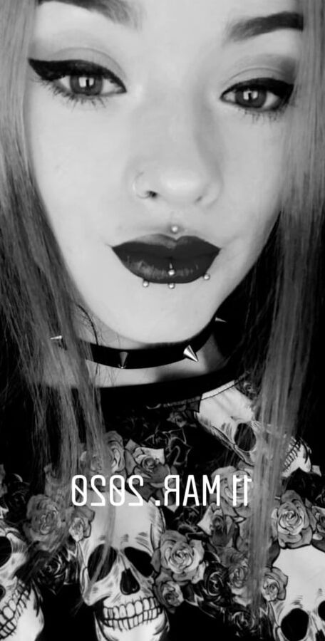 Carolain