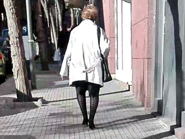 Arched legs