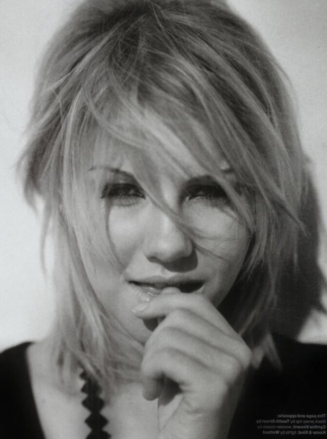 Celebrity Hot - Elisha Cuthbert