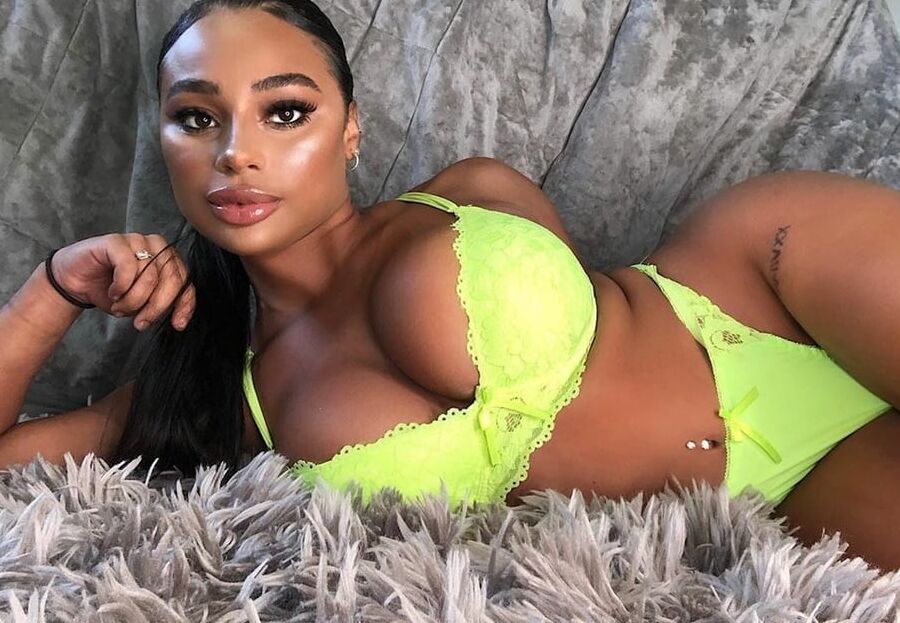 Big Boobs IG Girls