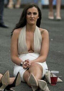 Mature ladies braless cleavage pokies