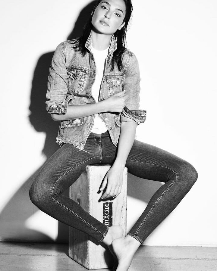 Gal Gadot Fit As Fuck