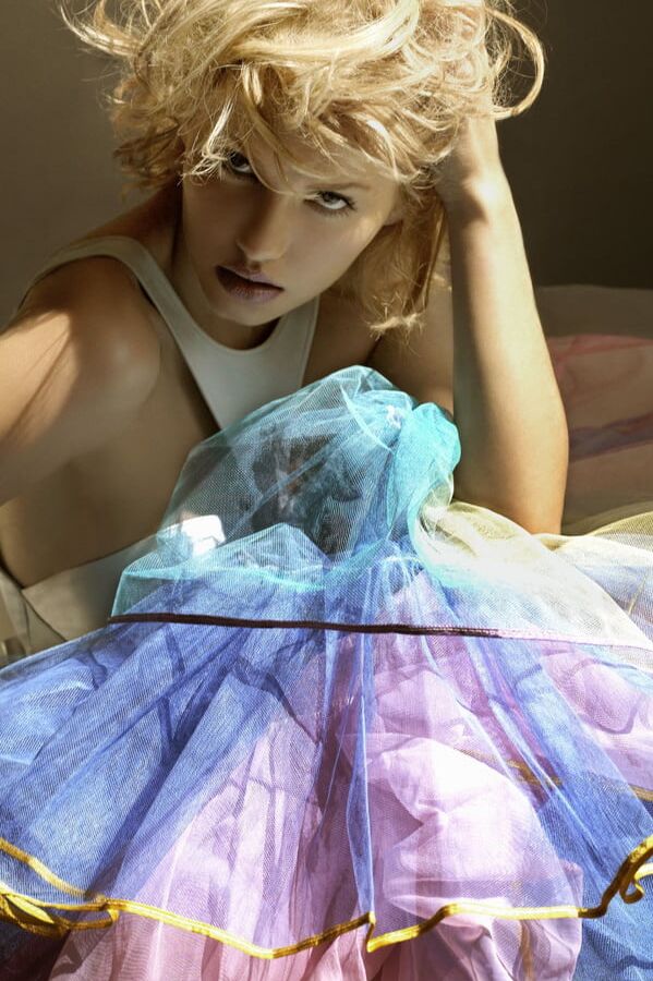Celebrity Hot - Elisha Cuthbert