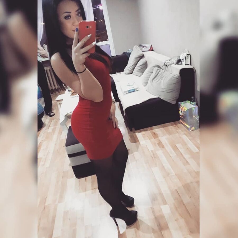 Polish bitch Angelika is hungry for cock