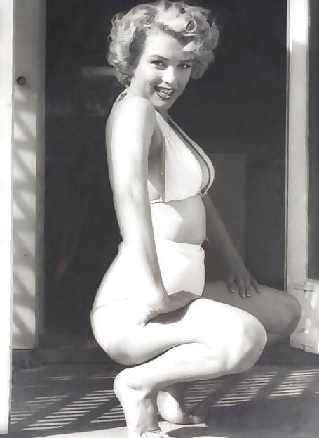 MARILYN!