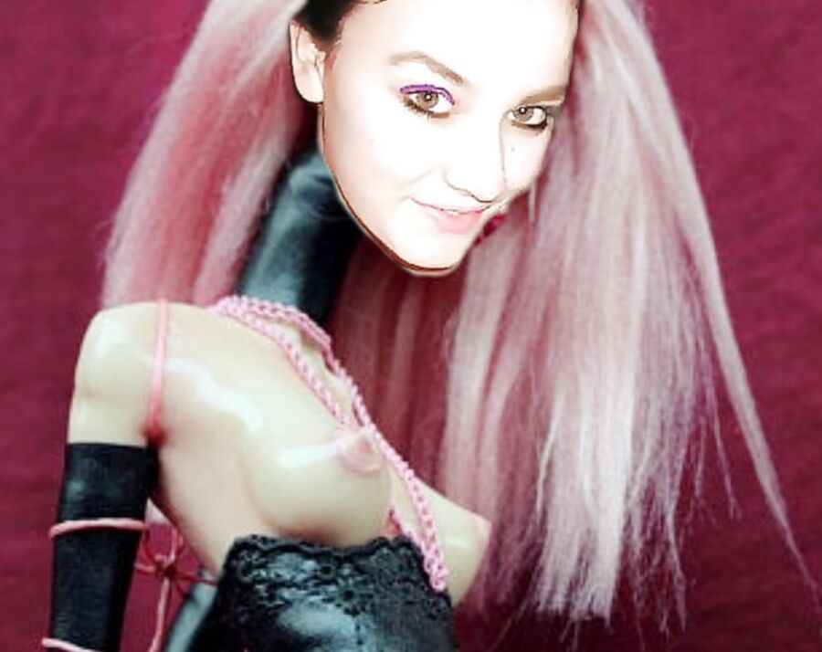 Dolls... real or fake? But hot...