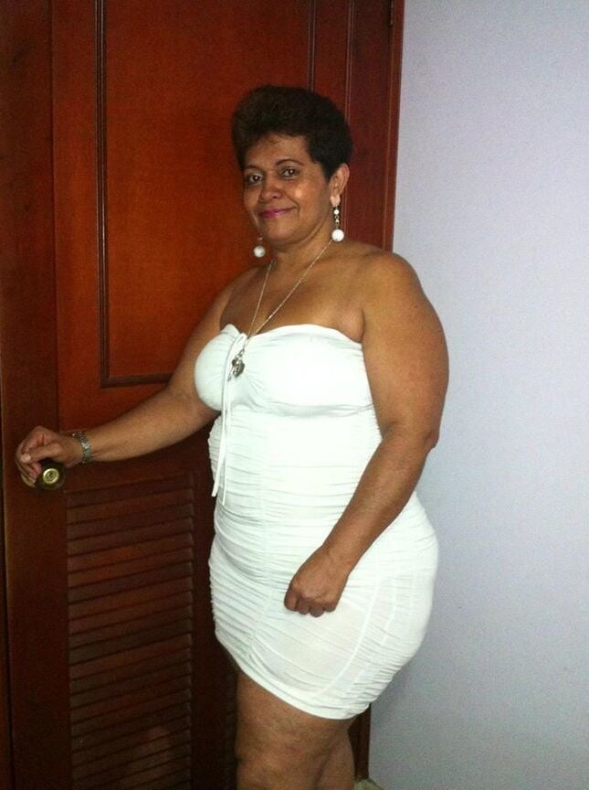 adriana ruiz culona madura