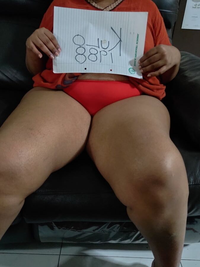 Catherine Sexy Aunty