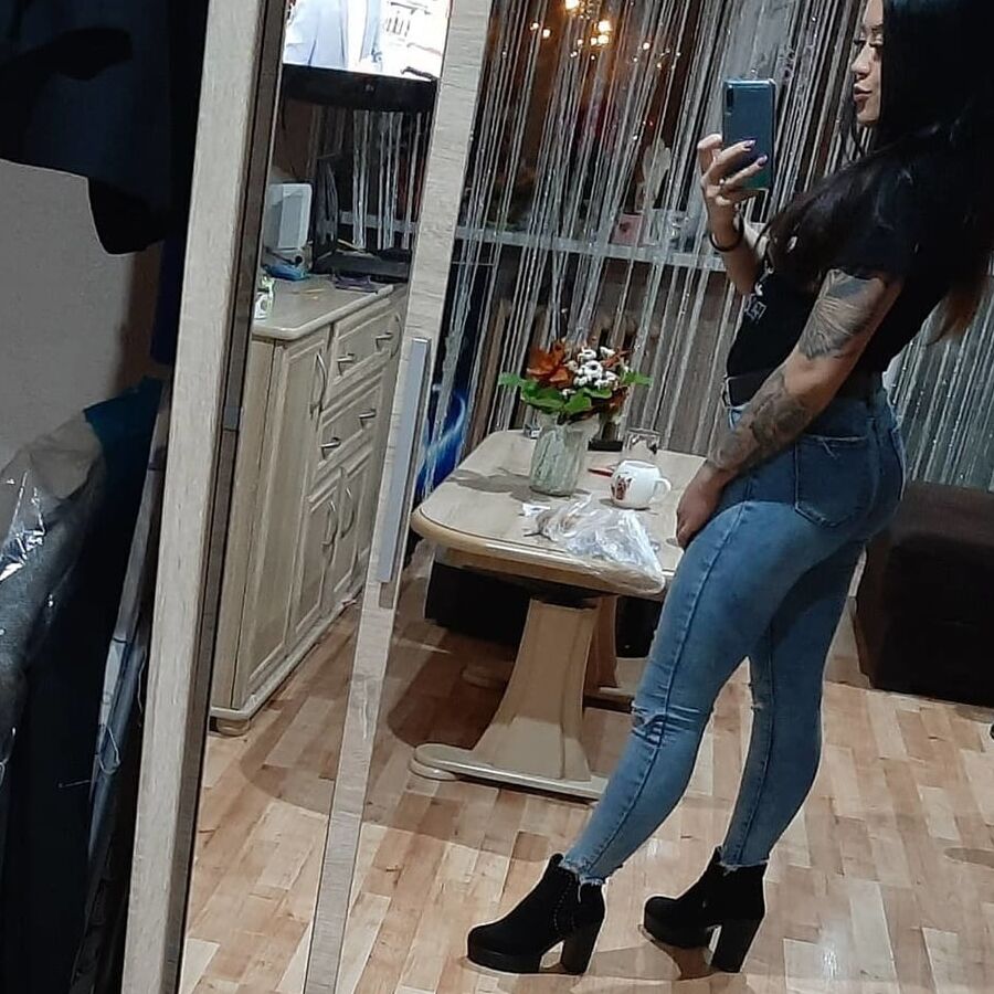 Polish bitch Angelika is hungry for cock