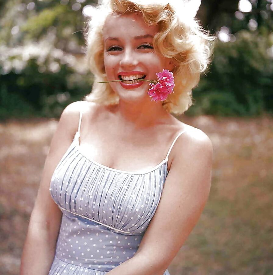 MARILYN!