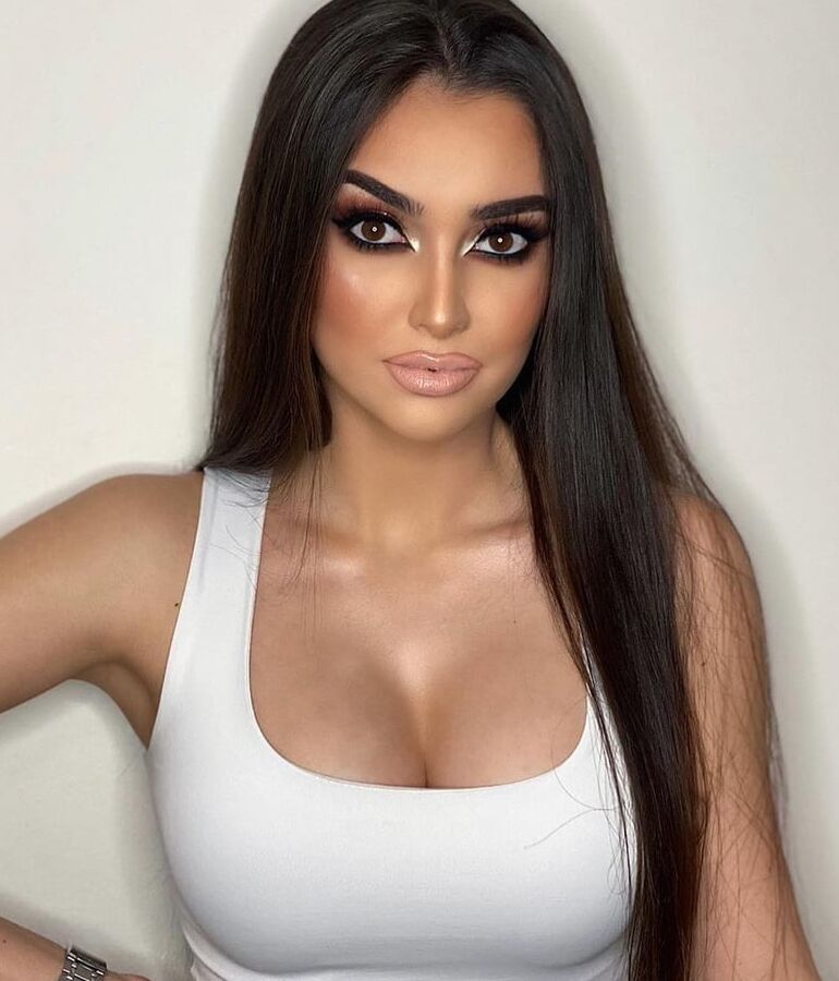 Makeup fetish