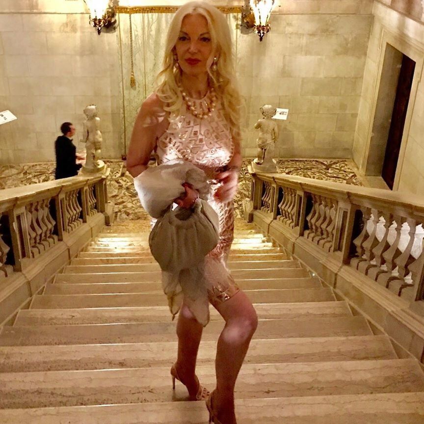 Italian Gilf Marchesa d&;Aragona