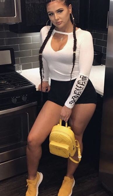 Courtneycountingcash