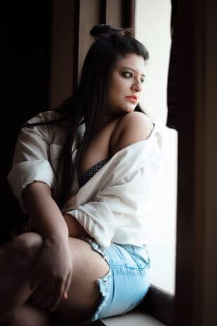 DESI bong beauti sneha