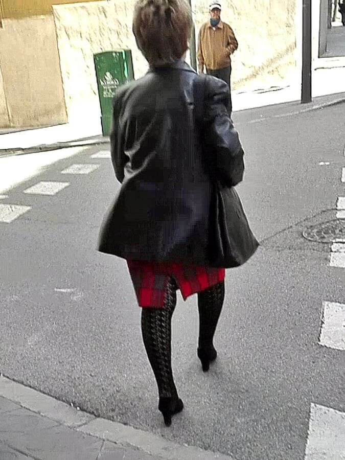Arched legs