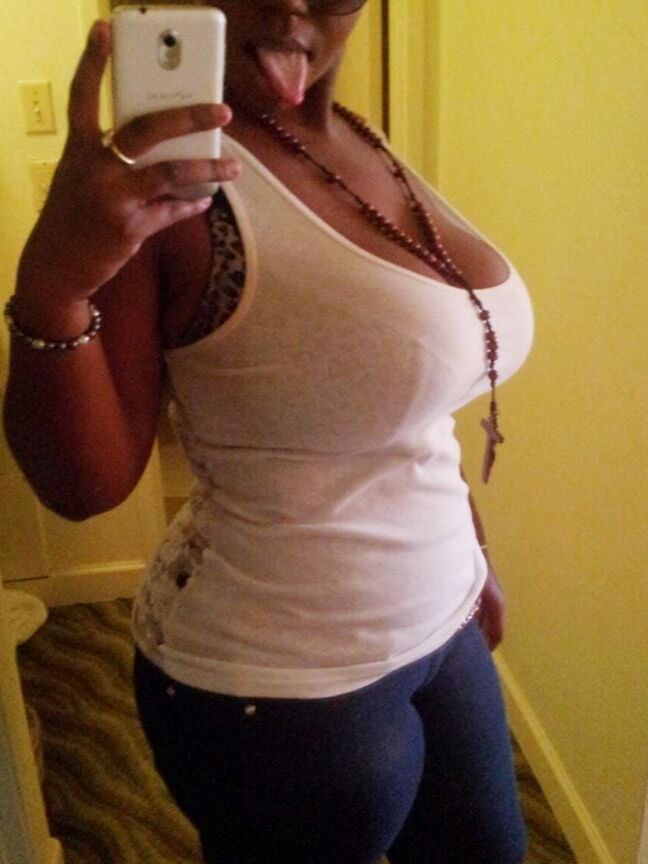 Big Ass &amp; Pierced Tits Tatted Ebony Bbw