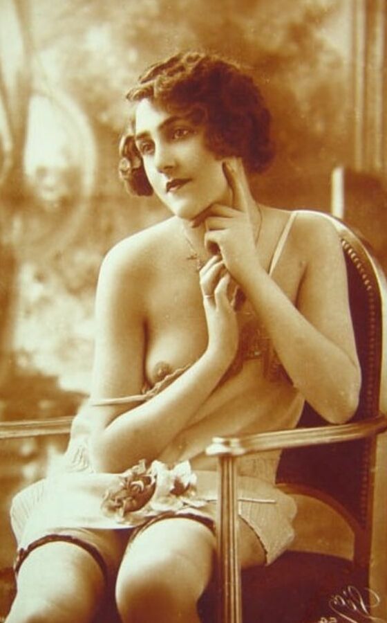 Vintage nudes - one tit out.